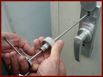 Locksmith Lock Store San Jose, CA 408-933-6047 - 5-lock-opening